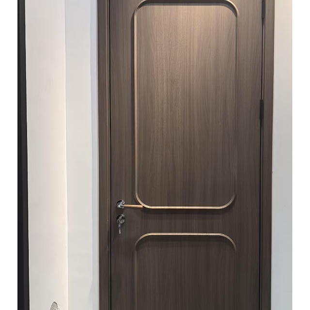 Contemporary Sleek Wooden Door - Minimalist Design Interior Door with Precise Finish, Customizable