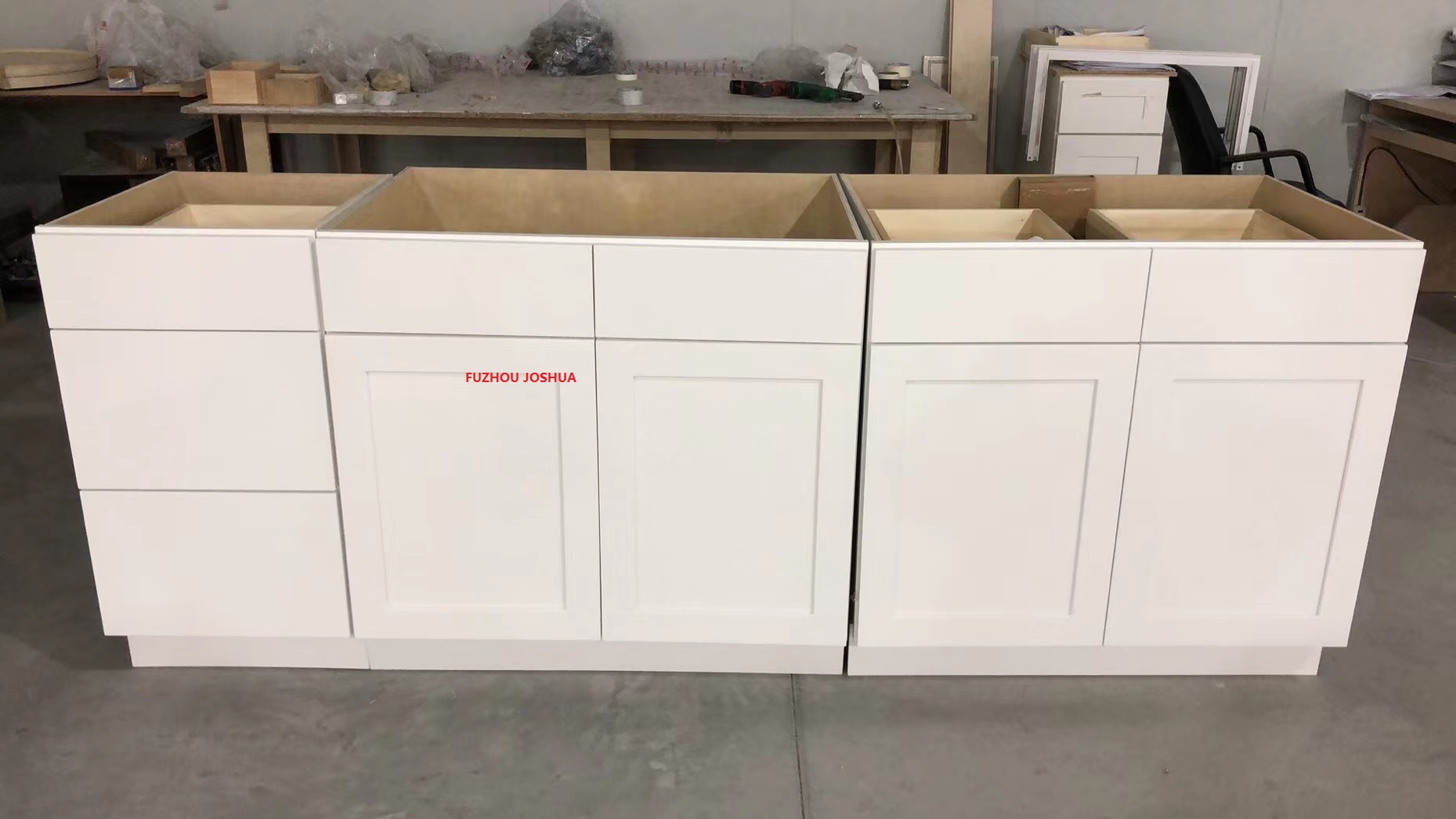 Modern Classic white shaker kitchen cabinet Solid Wood Cabinetry - Timeless Design for Contemporary Spaces