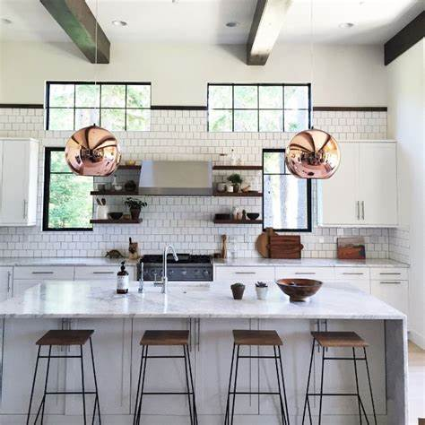 Modern Classic white shaker kitchen cabinet Solid Wood Cabinetry - Timeless Design for Contemporary Spaces