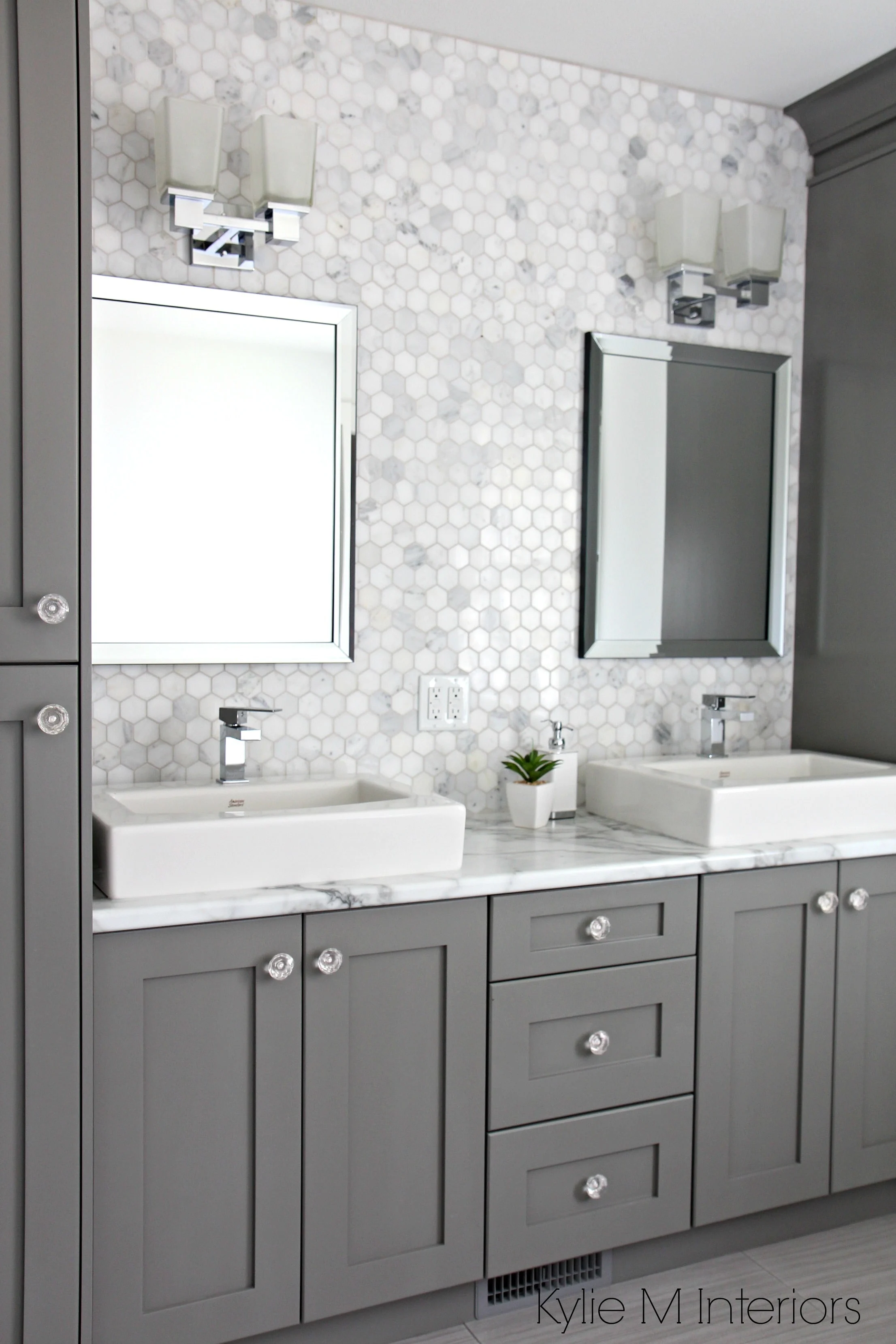 Modern Classic white shaker kitchen cabinet Solid Wood Cabinetry - Timeless Design for Contemporary Spaces