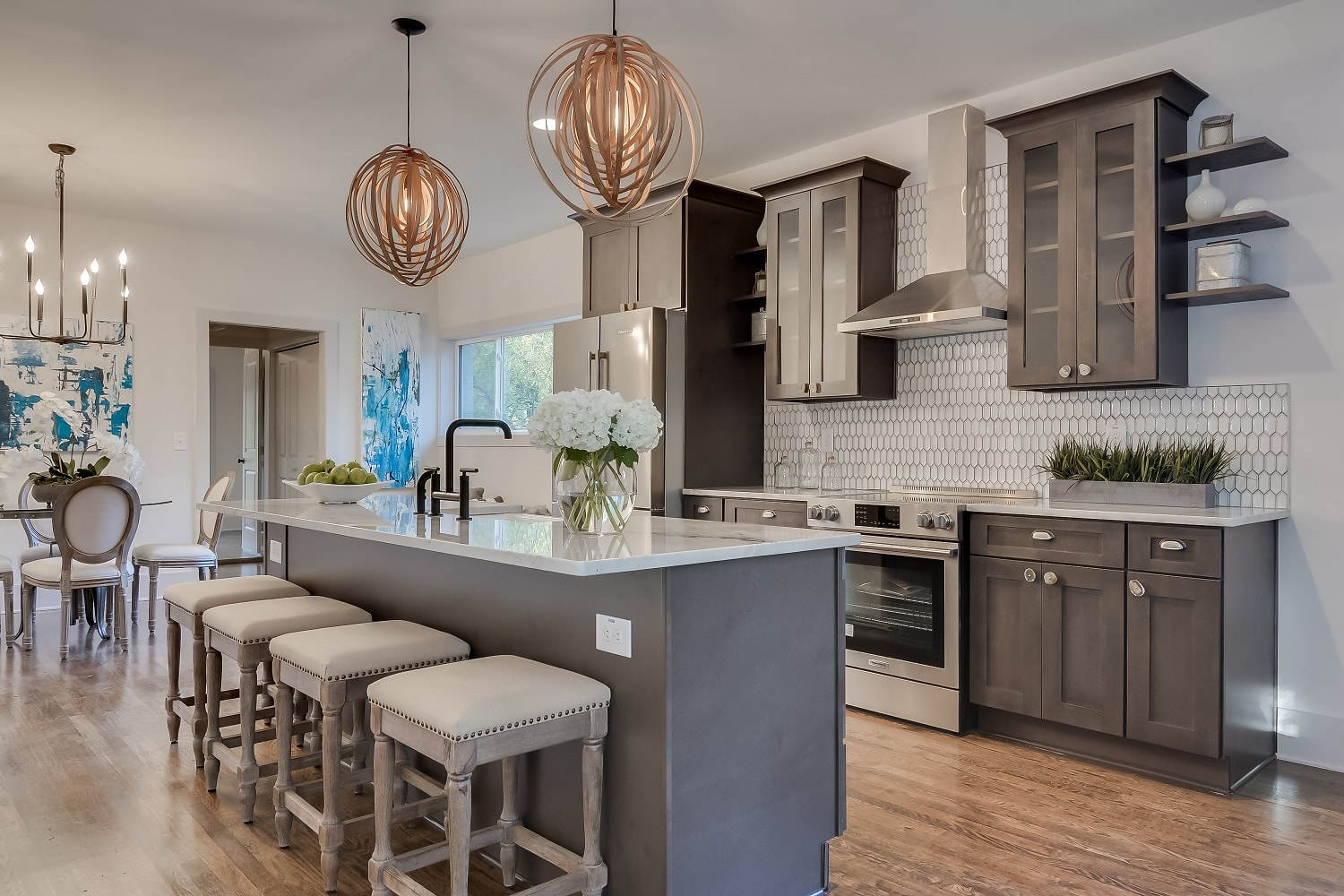 Modern Classic white shaker kitchen cabinet Solid Wood Cabinetry - Timeless Design for Contemporary Spaces